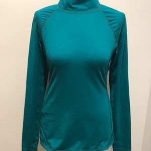 Athleta stretch fleece top L green